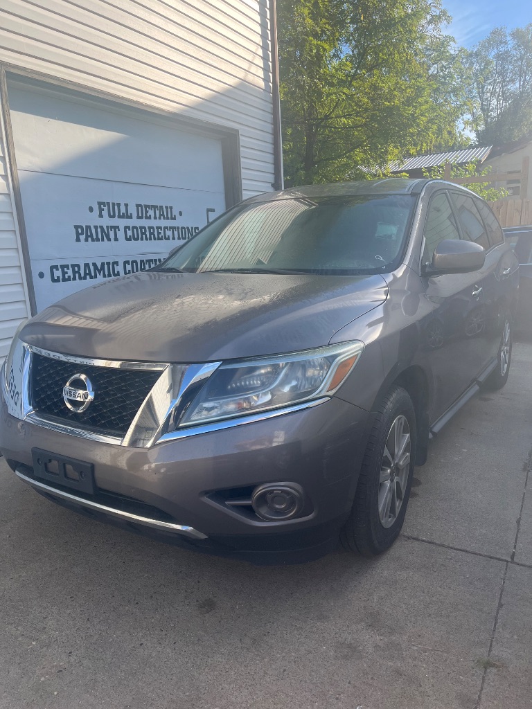 2014 Nissan Pathfinder S's photo