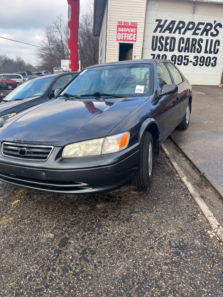 2000 Toyota Camry LE's photo