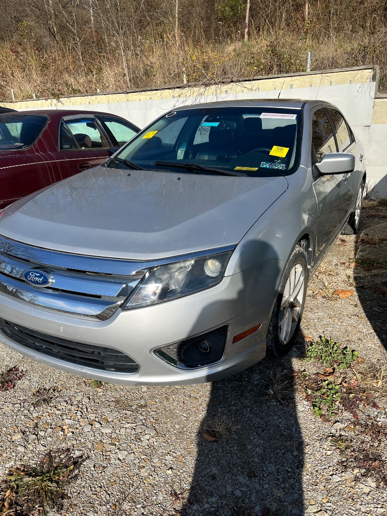 2012 Ford Fusion SEL's photo